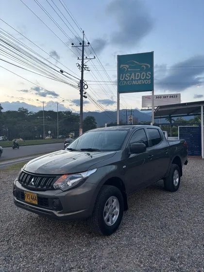 Mitsubishi L200 2.5l