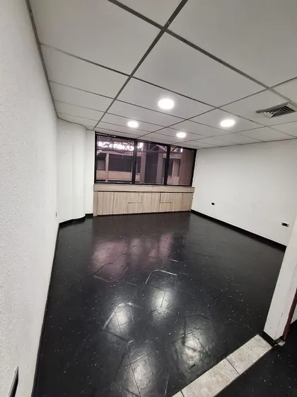 Se Alquila Oficina Torre Europa Las Delicias Maracay 