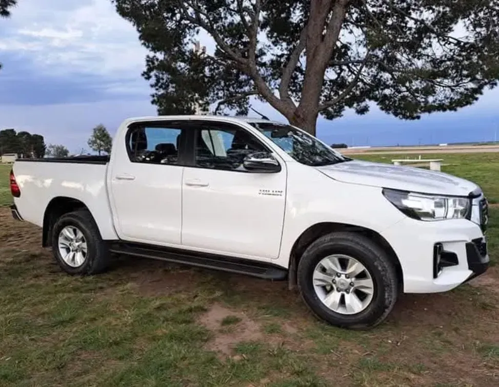 Toyota Hilux Pick-Up 2.8 Cd Srv Pack 177cv 4x2