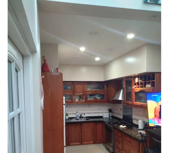 Casa 4 Ambientes, Doble Cochera, Quincho, Floresta