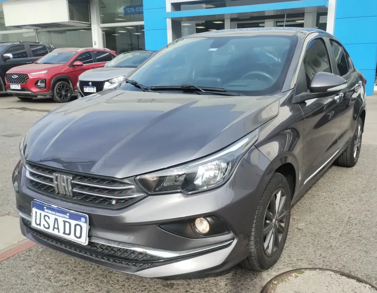 Fiat Cronos 1.3 Stile Mt