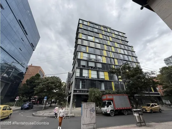 Comercial En  Chico Norte(bogota) Rah Co: 25-1639