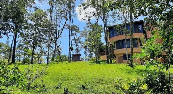 Vendo Lujosa Villa En Jarabacoa De 3 Niveles.