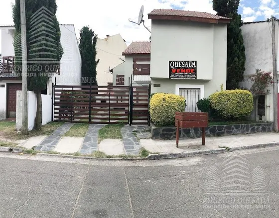 Duplex Venta En Block En Muy Buen Estado.