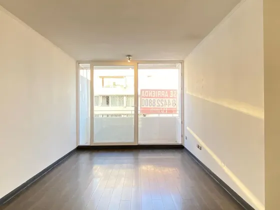 Depatamento En Arriendo De 2 D 2 B 1 E Metro San Miguel