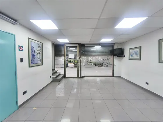 Local Comercial En Arriendo A Pasos De Av. Providencia