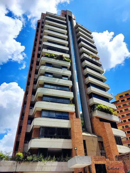Venta Pent House En Obra Gris En La Trigaleña Valencia - 1231 Maggi Inmobiliaria