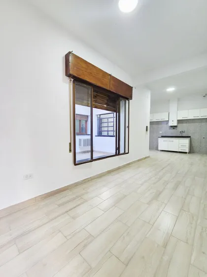Venta Departamento Pasillo No Ph 2 Dormitorios 