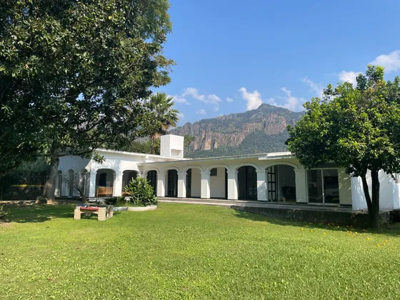 Propiedad Con Escritura Pública Y Uso De Suelo Para Proyecto Único En Tepoztlán
