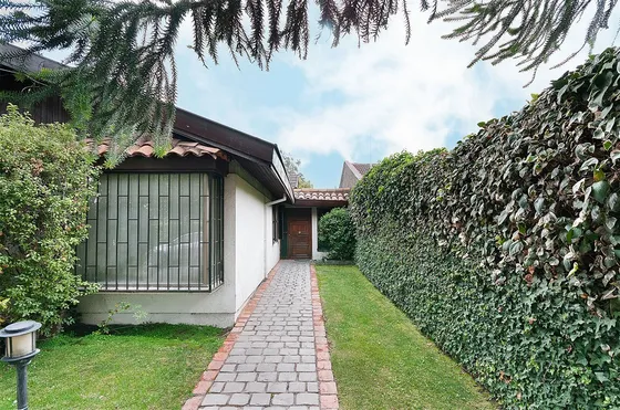Casa En Venta Cercana A Metro Los Domínicos En Las Condes