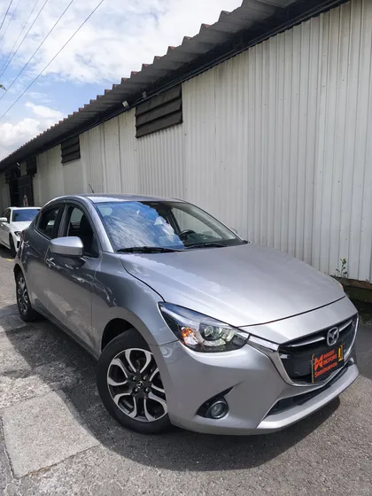 Mazda 2 Grand Touring Mt