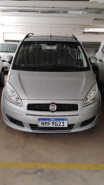 Fiat Idea 1.6 16v Essence Flex 5p