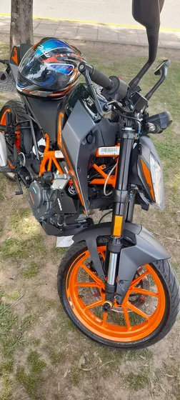Ktm Duke 250  Con 5.500 Km Modelo 2023