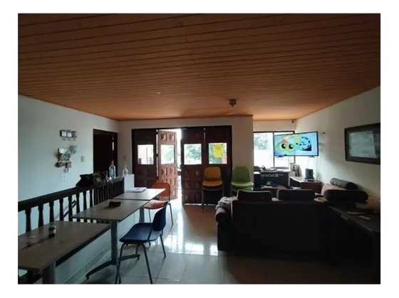 Venta De Casa De 300mt2 En  Versalles, Norte De Cali 8597.