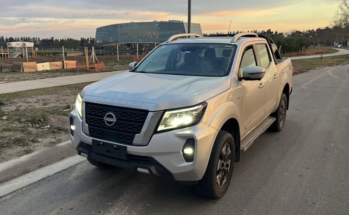 Nissan Frontier 2.3BT Platinum 4x4 AT L22
