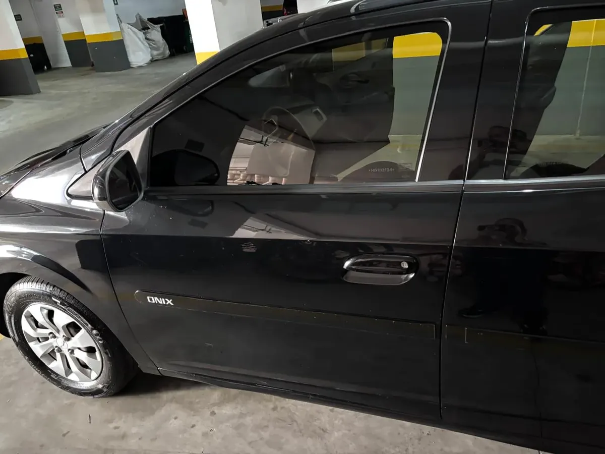 Chevrolet Onix 2017 1.0 Lt 5p — foto 5