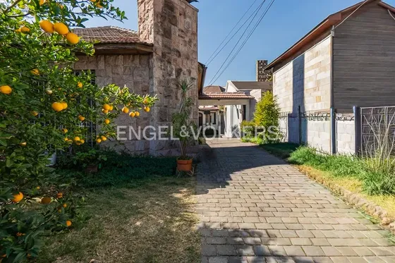 Casa Con Potencial, Para Remodelar / Barrio Consolidado
