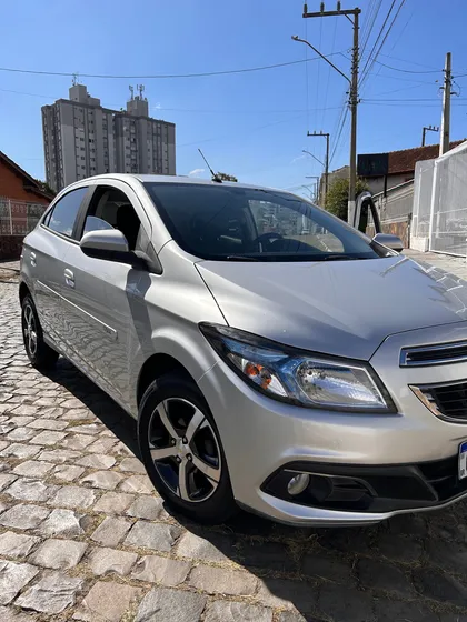 Chevrolet Onix 1.4 Ltz 5p