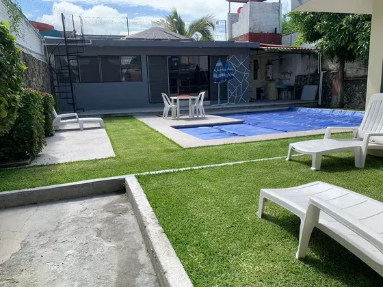 Casa En Venta En Altos De Oaxtepec, Yautepec, Morelos: Espacio Y Comodidad En Residencial Seguro
