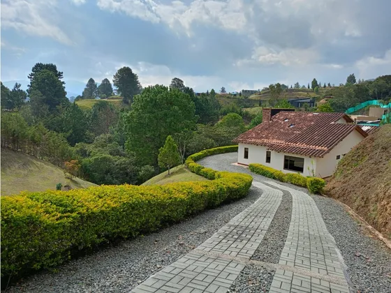 Casa Campestre En Venta En Parcelación, El Retiro, Sector Pantanillo