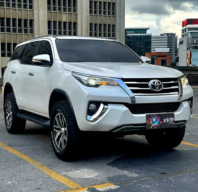 Toyota Fortuner Vxr