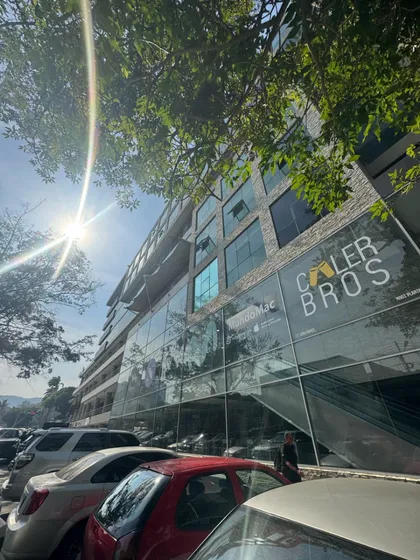 (gb989) En Alquiler Oficina En La Viña 
