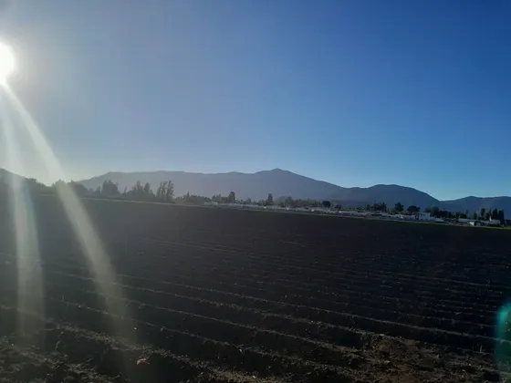 Gran Terreno Habitacional Y Comercial Urbano El Monte Chile.