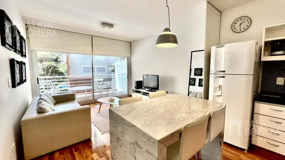 Venta De Monoambiente En Olivos  Con Cochera Y Amenities