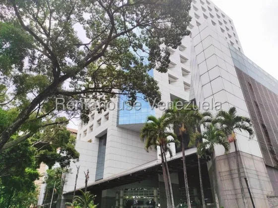 Local Comercial, En Alquiler En La Castellana