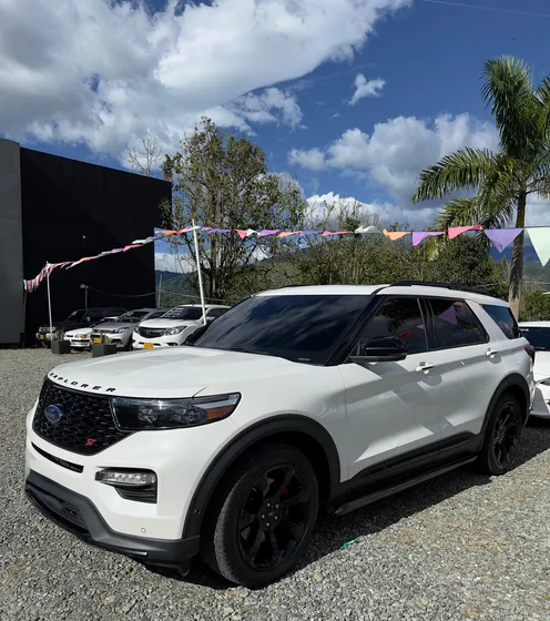 Ford Explorer St