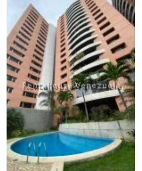  #25-7748  Hermoso Y Amplio Apartamento En Los Dos Caminos 