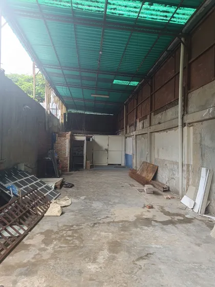 Chacao Alquiler Local Tipo Galpón Con Una Ubicación Excelente, Para Supermercados, O Negocio De Electrodomsticos Etc.