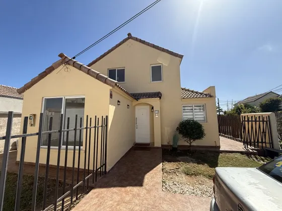 Casa En Venta Serena: 3d/2b En Condominio, Oportunidad Única