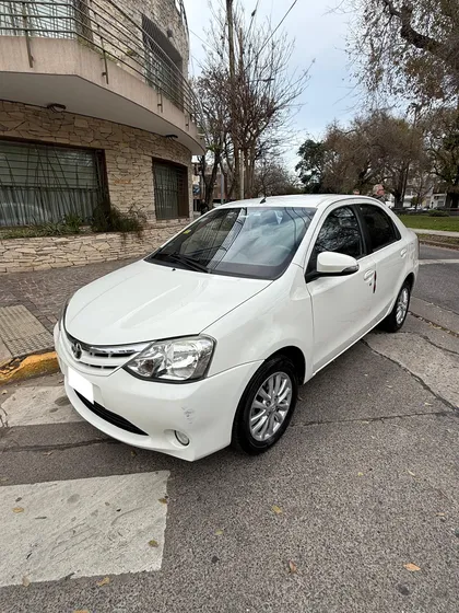 Toyota Etios 1.5 Sedan Xls