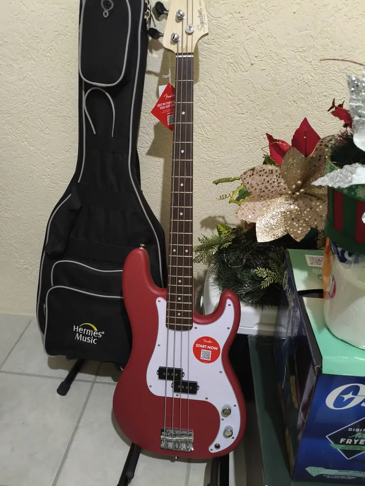 Contra Baixo Fender Squier Debut Precision Bass Lrl Red Destro