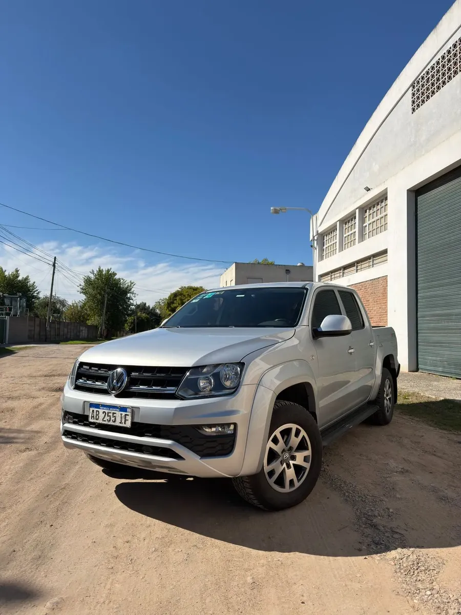 Volkswagen Amarok 2.0 CD TDI 180 HP Comfortline 4x4 Automatic Transmission