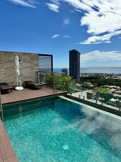 Amplio Apartamento Uno Por Piso De 4 Habitaciones Y 4 Parqueos
