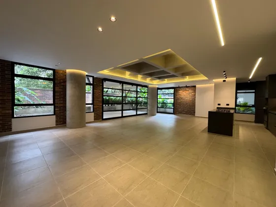 Hermoso Apartamento De Lujo En El Poblado