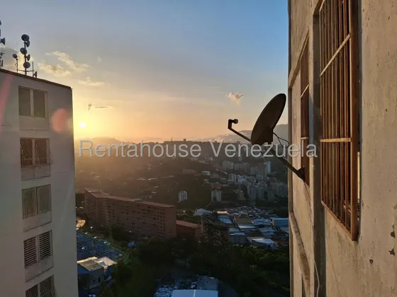Apartamento En Venta- Los Samanes- Kr27-1487- Katia Rosero Montenegro