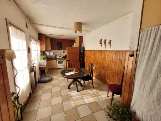 Ph En Venta - 4 Dormitorios 2 Baños - Villa Lynch