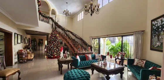 Casa En Venta En Alameda, Santo Domingo Oeste. Residencial Cerrado Y Seguro