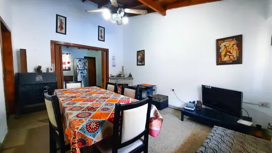 Venta Casa C/local 3 Amb 263 M2 Valentin Alsina