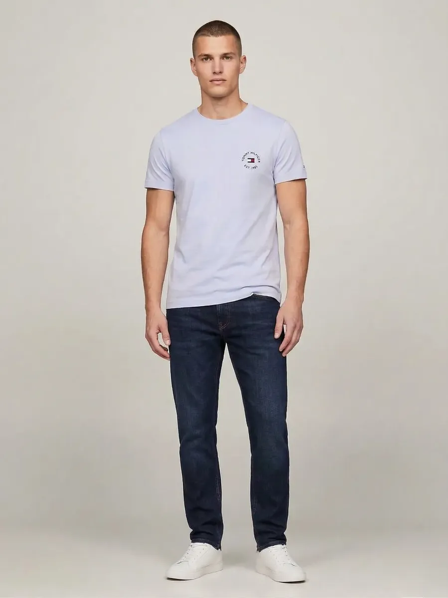 Camiseta Tommy Hilfiger 1985 Logo Chest Masculino Branco