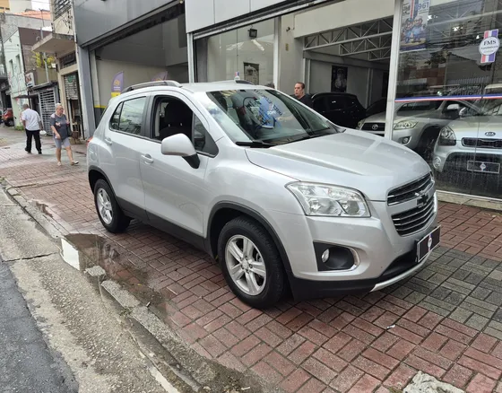 Chevrolet Tracker 1.8 Mpfi Lt 4x2 16v Flex 4p Automático