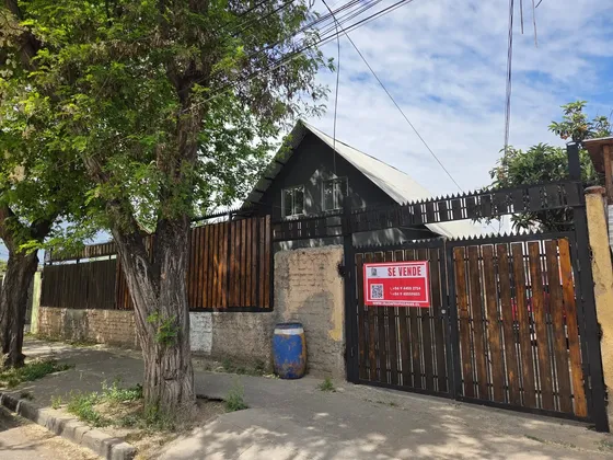 Casa Reconstruida En Un Sitio De 416 M2 Espacios Amplios.