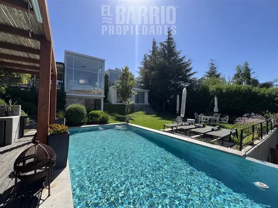 Casa En Venta De 4 Dorm. En La Reserva