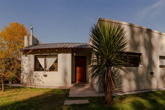 Hermosa Casa Con Piscina En Colonia Las Rosas