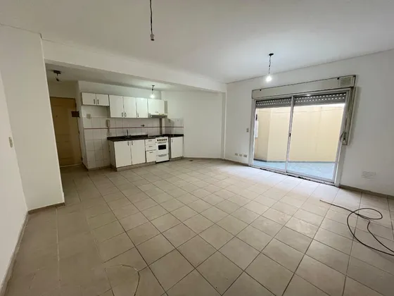 Venta De Ph Monoambiente En Av Rivadavia Y Byron Excelente Oportunidad