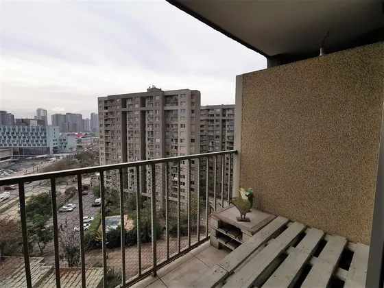 Departamento En Venta De 2 Dorm. En Estación Central