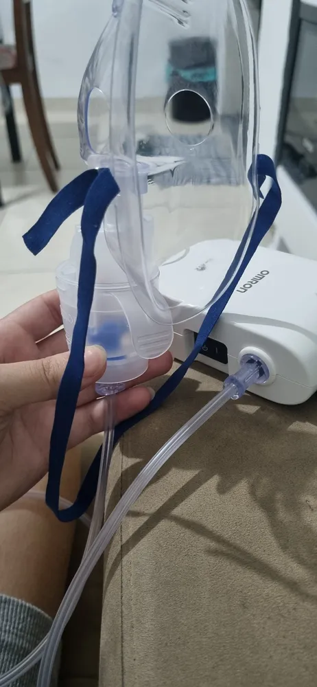 Inalador Nebulizador Portátil Omron Compressor 803 Cor Branco - Imagem 3